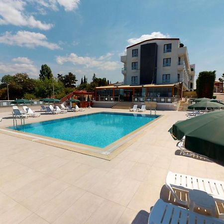 Double Royal Hotel Kocaeli Exterior foto