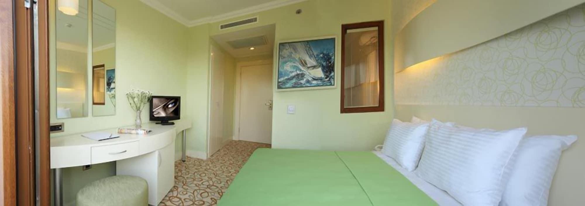 Double Royal Hotel Kocaeli Exterior foto