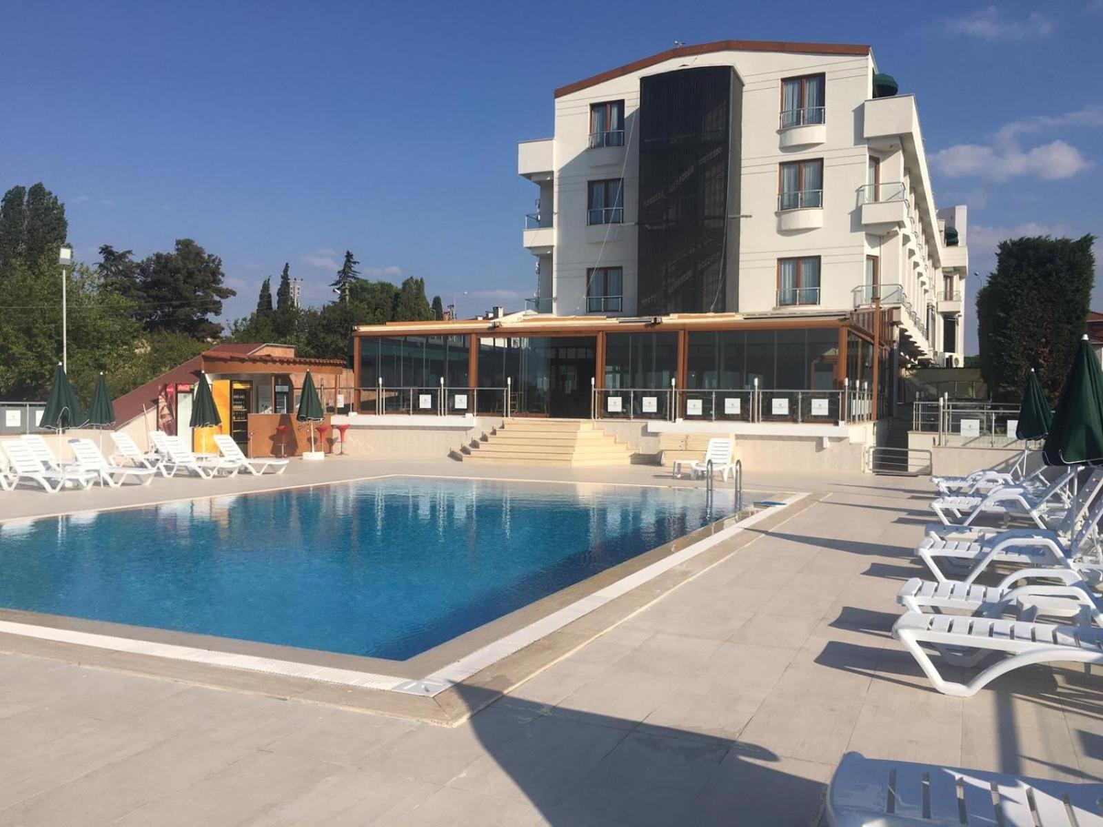 Double Royal Hotel Kocaeli Exterior foto